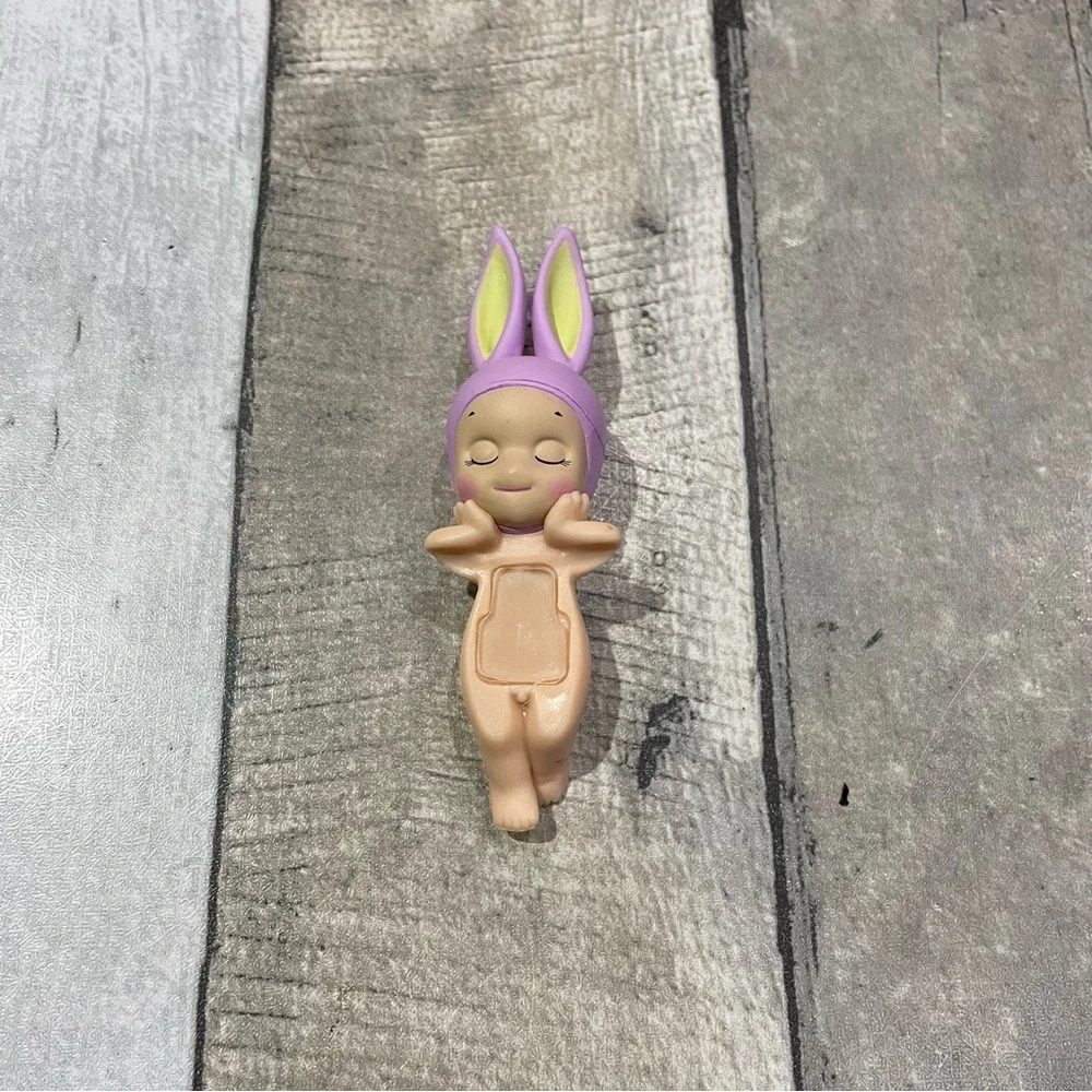 Sonny Angel Hippers Sleeping Dreaming Series Rabbit attach me mini figure